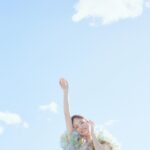 Hikaru Takahashi Instagram - . 今月の4月号をもって、Rayを卒業します。 17歳でモデルとして全く無知な私を育ててくれた大切な雑誌。 . 最後のインタビューの時、バックナンバーをたくさん持ってきてくださったんです。 読みながら思い出が止まらなくて、ずっとお話ししてました。 先輩モデルさんの覚えてる好きなページ、参考にしてたポージングや表情、好きなデザインのページが数えきれないほどあって、 改めて魅力的な雑誌だと思いましたし、専属モデルとして 活動できたことを誇りに思いました。 そして、それはモデル一人一人に寄り添い的確なアドバイスをくださり、モデルだけでなくカメラマンさんスタイリストさんヘアメイクさんとも意思疎通をはかり、より良いページを目指しつつ撮影自体は楽しんで挑める空気感をつくってくださる温かいRayの編集部のみなさんが居るからこそ成り立つもので、本当に尊敬しています。 ありがとうございました。 卒業ページではRayモデルになってからのこと、Rayに対しての愛をひたすら語ってます。（素敵なページを作っていただきました♡ぜひ読んでもらいたいです🥺）