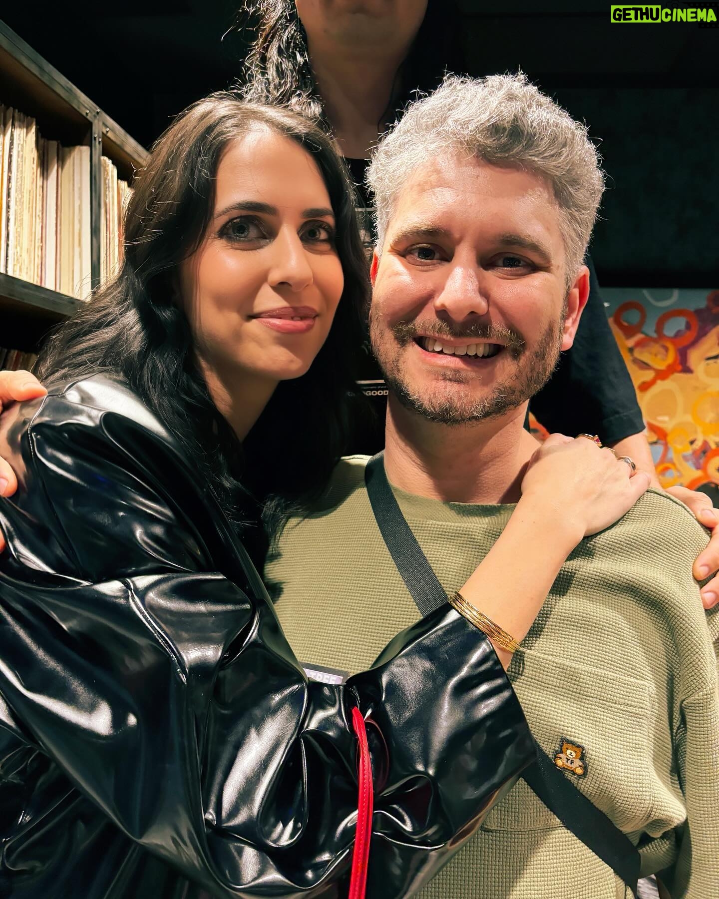 Hila Klein - 92.3K Likes - Thank you for having us last night @olivertree the show was so much fun you’re so creative and inspiring! Always excited to see what you do next ❤️❤️❤️