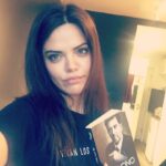 Hilal Altınbilek Instagram - Al ❤️ canım arkadaşımın bana hediyesiydi @sebahat_kumas yeni başlycam🌙💕