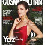 Hilal Altınbilek Instagram – Bu ay Cosmopolitan ❤️ Harika bir ekiple çalıştık. Emeği geçen herkese teşekkürler 💋

#Repost @cosmopolitanturkiye
・・・
Cosmopolitan Mayıs sayımız çıktı✨
Kapağımızı ATV’nin en çok izlenen dizilerinden Bir Zamanlar Çukurova’nın yıldızı Hilal Altınbilek süslüyor.♥️ 50 sayfalık özel güzellik bölümümüz ise yaza kusursuzca hazırlanmanızı sağlayacak. 💅🏻 @hilalltinbilek @cosmopolitanturkiye 
Özge Zeki @happyfashionandfood
Görsel yönetmen: Bahar Şahinbaş @baharsahinbas 
Röportaj @reyhanngunes
Fotoğraf @larasayilganofficial
Moda editörü @ebrugulcek
Saç @ibrahimzengin
Makyaj @orbaybas
Back Stage Video @erdemsirin 
Moda editörü asistanları: @ecesisik @karabulutyaren
Dizi TV: @gulsah_marmara
@ufukergin @sociaentertainment