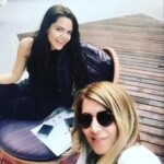 Hilal Altınbilek Instagram - #londongossipgirls 😏😻