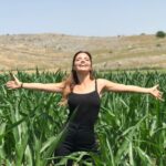 Hilal Altınbilek Instagram - 🍀🌿biraz günes banyosu🥰 herkese sevgiler✨✨✨