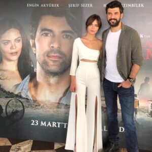 Hilal Altınbilek Instagram - #çocuklarsanaemanet filmi bugün basınla buluştu. 23mart’ta izleyicisiyle buluşmaya hazırlanıyor🤗🍀