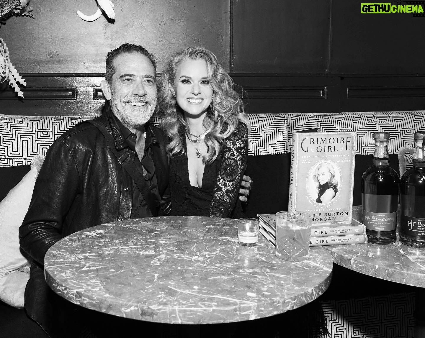 Hilarie Burton Instagram - Getting ready for our @bardavonpresents book tour stop this afternoon! Last call for questions that you want my smokin hot moderator @jeffreydeanmorgan to ask me about Grimoire Girl. Xoxox