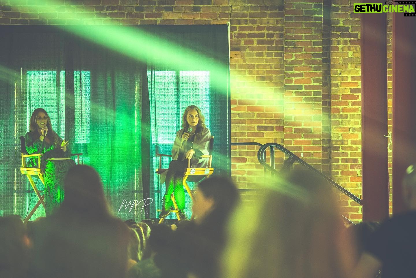 Hilarie Burton Instagram - A devious time was had by all in attendance of @hilarieburton’s Wilmington stop for #GrimoireGirl. Glad I was able to capture some authentic MNP creative fun! Hilarie is one of the coolest humans, what an honor! 😉 #mnpphotography #HilarieBurton #booktour #bestseller #tric #wilmington #fwbcharityevents #fwb