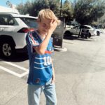 Hilary Duff Instagram - Pretty slow week around here. And gently trying to give baby the eviction notice