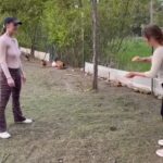 Hilary Swank Instagram – 🤣 Who would you do this with? 

#FitnessFriday #WhatsYourMissionStatement? #MakeAChoice #MakeItHappen

📹: @yogita.aasha