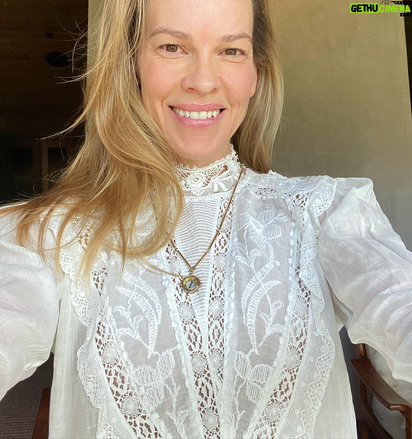 Hilary Swank Instagram - Sunday appreciation post… As a lot of you know, I love vintage. If I’m not wearing sustainable @missionstatement I’m buying #Vintage 💝 I’m a sucker for this Edwardian era, love the white delicate lace. Also, #VintageJewelry is always a part of my collection. 😍 Introducing you to two people who’s sites I frequent @barnabyjackvintage and @charmcony 💫 Enjoy checking them out!