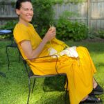 Hilary Swank Instagram – Can you guess what my favorite color is?
🌼🌼🌼
#Sunday #Knitting #Spring almost #Summer 🌞