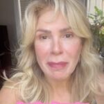 Hilda Abrahamz Instagram – ¡Descubre la magia de “Esperando al Italiano” junto a Teresa, Mariantonia, Rosalba y su amiga! 🇮🇹✨ Estas valientes mujeres decidieron unir fuerzas y formar una cooperativa para hacer realidad un sueño audaz: traer a un encantador italiano y compartirlo cada una durante un fin de semana.

En esta cautivadora obra, “Esperando al Italiano”, te invitamos a sumergirte en las emocionantes historias de Teresa, Maríantonia, Rosalba y su intrépida compañera Jacinta. Juntas, se embarcarán en una aventura única en la que explorarán el amor, la amistad y descubrirán cómo el deseo de vivir intensamente puede dar lugar a experiencias inolvidables.

Acompáñanos en este viaje lleno de risas, complicidad y descubrimientos, mientras estas amigas se sumergen en la cultura italiana durante sus inolvidables fines de semana con el enigmático italiano. Juntos, explorarán los matices de la amistad, el amor y las pasiones que despiertan en el corazón.

No te pierdas la oportunidad de ser parte de “Esperando al Italiano”, una obra que celebra la valentía, la amistad y la búsqueda de la felicidad. ¡Ven y déjate llevar por esta historia que te hará reír, soñar y emocionarte!

Acompáñanos este Sábado 24  a las 7 pm y Domingo 25 a las 5 pm en nuestras dos únicas funciones en el @cculturalchacao ✨✨✨

Entradas a la venta en las taquillas del @cculturalchacao o por @liveri.ve ✨✨

#EsperandoAlItaliano #Teatro #Amistad #Amor #Cooperativa #Aventuras #CulturaItaliana #FinesDeSemanaInolvidables #Pasión #JeanPiero
