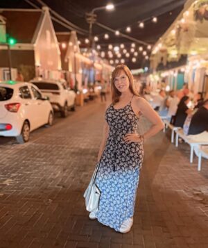 Hilda Abrahamz Instagram - La vida es un regalo maravilloso lleno de oportunidades espectaculares para aquellos que son personas serias, responsables, respetuosas,éticas y profesionales 💪🌍💼

Cuando tienes una trayectoria intachable que te respalda, el universo te abre puertas y te invita a descubrir nuevos horizontes. 🚪🔓💼

Cada día es una nueva chance para crecer, aprender y alcanzar tus metas. 🌟📚🎯

¡No hay límites para lo que puedes lograr cuando te comprometes con la excelencia y te esfuerzas por ser la mejor versión de ti mismo! 🏆💪💫

Recuerda siempre ser agradecido por las oportunidades que se te presentan en el camino y disfrutar cada momento al máximo. 🙏😊🌼

¡Aprovecha cada día como si fuera una aventura emocionante y verás cómo la vida te sorprende con sus maravillas! 🌟✨🌈

¡Tú tienes el poder de hacer de tu vida una historia épica llena de éxitos y felicidad! ¡Adelante, conquista tus sueños! 💪🌟😄

#HildaAbrahamz #VidaMaravillosa #OportunidadesEspectaculares #ÉxitoTotal 🌈🌟🚀