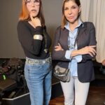 Hilda Abrahamz Instagram - Una amistad duradera, llena de risas, lágrimas y complicidad, que ha resistido el paso del tiempo y se ha convertido en un lazo inquebrantable. @amandagutierrezpadron y yo en #Dramáticas team de las escritoras #teamescriroras