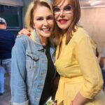 Hilda Abrahamz Instagram - Feliz cumpleaños hermana de mi vida @carolina.perpetuo ✨✨✨ 🌟👭 Gracias por siempre estar ahí para mí, en los buenos y malos momentos. 🌼🌈 Hoy celebramos otro año de vida 🥳💕 Te deseo un día lleno de amor, felicidad y todas las cosas maravillosas que mereces. 🎁🌺 Que este nuevo año de vida esté lleno de sueños cumplidos y nuevos comienzos. ¡Te adoro! ¡Feliz cumpleaños! 🎊🎁💝 #HildaAbrahamz #CarolinaPerpetuo