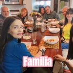 Hilda Abrahamz Instagram – ¡Amigos que se convierten en familia! 🌟👨‍👩‍👧‍👦❤️

🌼 Cuando la amistad florece, algo mágico sucede. Los amigos se convierten en la familia que elegimos, esos hermanos y hermanas del corazón que están ahí en cada paso de nuestro camino. 🤗🌈

💖 Son esos seres especiales que nos entienden sin necesidad de palabras, que nos conocen mejor que nadie y comparten nuestras alegrías y tristezas. Son nuestra fortaleza en momentos difíciles y nuestra compañía en los momentos más divertidos. 😄✨

🤝 No importa el tiempo ni la distancia, porque los amigos que se convierten en familia están siempre cerca, dispuestos a tender una mano, a escuchar y a brindar apoyo incondicional. Son esos confidentes que guardan nuestros secretos más profundos y nos animan a ser la mejor versión de nosotros mismos. 🙌🌟

🌻 Cada encuentro con ellos es una celebración, una explosión de risas, abrazos y recuerdos inolvidables. Juntos creamos historias que perduran para siempre en nuestro corazón y construimos lazos que resisten el paso del tiempo. 🎉💞

🌈 Así que celebremos a esos amigos que se convierten en familia, porque son un regalo invaluable en nuestras vidas. Apreciémoslos, cuidémoslos y recordemos siempre lo afortunados que somos de tenerlos a nuestro lado. 🌼❤️

¡A los amigos que son familia! 🥂🎉✨