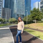 Hilda Abrahamz Instagram - En el mágico Parque La Mexicana, encontré paz y alegría. Entre sus senderos verdes y flores coloridas, cada foto captura momentos llenos de luz y sonrisas. Ven, déjate envolver por su encanto y celebra la vida en cada paso. Cuál es tu foto favorita?? #ParqueLaMexicana #NaturalezaMexicana #MomentosInolvidables #FelicidadEnCadaFoto #SerenidadYAlegría #ExplorandoMéxico #HildaAbrahamz