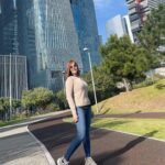 Hilda Abrahamz Instagram - En el mágico Parque La Mexicana, encontré paz y alegría. Entre sus senderos verdes y flores coloridas, cada foto captura momentos llenos de luz y sonrisas. Ven, déjate envolver por su encanto y celebra la vida en cada paso. Cuál es tu foto favorita?? #ParqueLaMexicana #NaturalezaMexicana #MomentosInolvidables #FelicidadEnCadaFoto #SerenidadYAlegría #ExplorandoMéxico #HildaAbrahamz