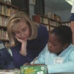 Hillary Clinton Instagram - Spending time with students getting tutoring from New York Cares volunteers, 1993. My first solo trip as first lady. #tbt Photo: @barbarakinney