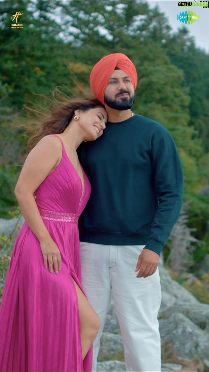 Hina Khan Instagram - Shehzaadi aa gayi eh saareyan de dil te raaj karan layi ππ #Shehzaadi - SONG OUT NOW Shinda Shinda No Papa in cinemas now @gippygrewal @iamshindagrewal_ @realhinakhan @jaswinderbhalla @princekanwaljitsinghofficial @raghveerboliofficial @amarpreetchhabra @nareshkathooria @ravneetgrewalofficial @iamekomgrewal @nirmalrishiofficial hardipgillactor @iseemakaushal @jatindershah10 @avvysra @mastersaleem786official @manjitsahotaofficial @kumaarofficial @veetbaljit_ @harmanranitatt @official_guri_ghuman @harinder_bhullar @kambojsukha @humblemotionpictures @bhana_I.a @vinodaswal13 @hardeepdullat13 @yoodleefilms @saregamapunjabi @inikhilsoni_ @deepbawaofficial @jatindershah10 #SaregamaPunjabi #SaregamaMusic #ShindaShindaNoPapa #Shehzaadi #GippyGrewal #Badshah #HinaKhan #ShindaGrewal #PunjabiSongs
