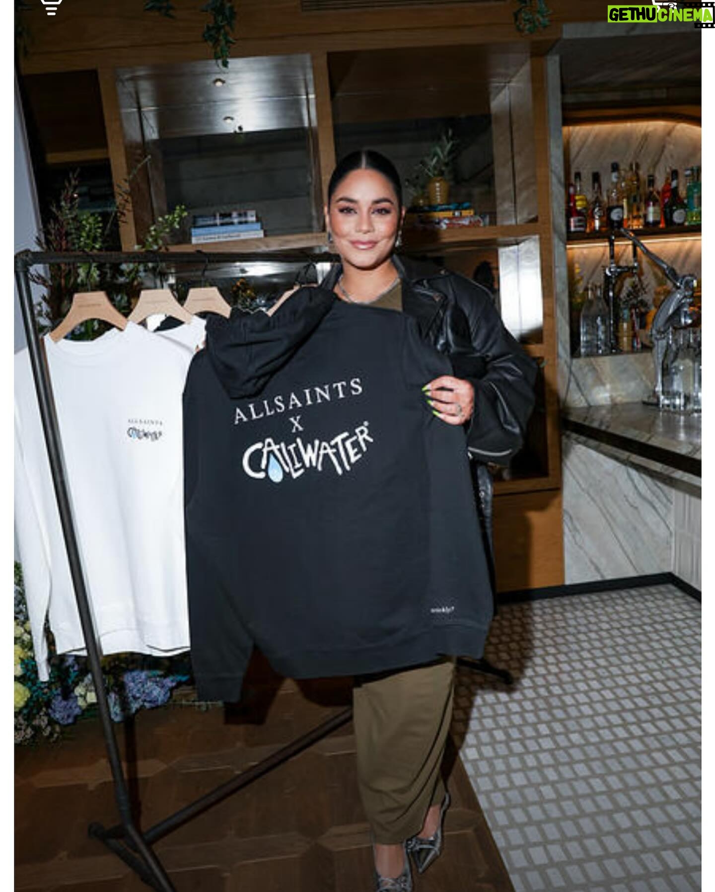 Holland Roden Instagram - Congratulations @allsaints and @caliwater on your capsule collection ๐๐ Two lovely brands with lovely people working behind these names๐ป Thank you Jorge and Chase for fitting us! Than you for having me โค๏ธ @olivertrevena and of course Alfie ๐ถ