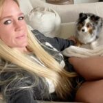 Holly Holm Instagram - Forever buttering me up for snacks. My girl, River. 😊