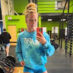 Holly Holm Instagram - Reppin my girls @kennedyblades & @korinablades . Kennedy is going to the Olympics! She’s a badass on the mats yet has a pure spirit. I’m so proud! Give her a follow and watch her achieve greatness!
