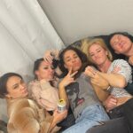 Holly Holm Instagram - Laughter is contagious. I’m blessed with these beauties. And I mean inside and out 😉 Hope you all had a weekend full of joy.😘