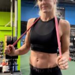 Holly Holm Instagram – This is me struggling through push ups. The band makes push ups extra TOUGH! Try and do as many as you can without taking breaks… then aim to get that many each following set. Boom boom.