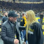 Holly Holm Instagram - What an honor to meet the legend Dan Gable and the wrestling team at @iowahawkeyewrestling . Any time I can go see my guy @realvvoods wrestle live you know I’ll be there. Tom Brands, Jeni Brands, Chad and everyone at Iowa City. Thank you for the experience and the hospitality. This was my first experience at a major dual meet. I hope to make it back to this electric place. 🔥 And as ALWAYS, it’s great spending time with some of my favorite people @izzystylewrestling @clayguida @kennedyblades #izzystylewrestling #teamwoods