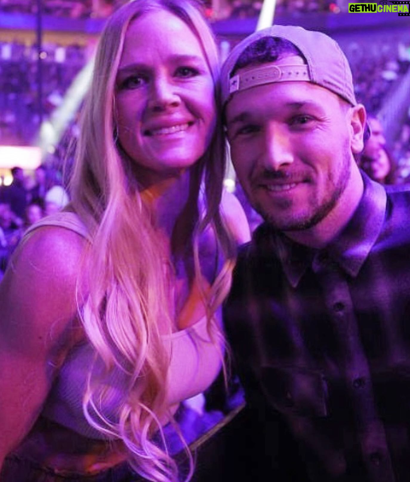 Holly Holm Instagram - A few pics from #ufc282 . Always good to reconnect with friends near and far. I love sports! It brings people together in all forms of life.❤️Great to see @abreg_1 and I’m so happy for him and proud of his success. and and yes, @andreiarlovski is always this delighted to see me.