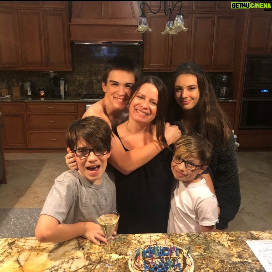 Holly Marie Combs Instagram - Years will go fast. Nights will go slow. #happymothersday #dontblink