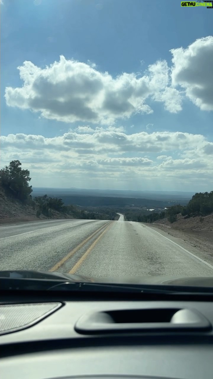 Holly Marie Combs Instagram - The drive so nice I had to do it twice. Well more like 3 times…Everything is bigger in Texas. Including the long stretches of empty highway. 🤘