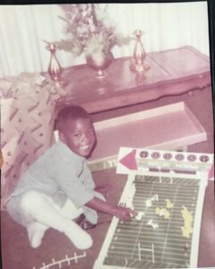 Holly Robinson Peete Instagram - That’s My Pisces Quarterback! Happy Birthday, Hun!! 🎂🎆🎶🏈 All my Love and Devotion is yours always and FO’ EVA! Till the RIMS fall off🤣 This 30 plus year journey with you has been a Godsend every last moment. ALL of it. Thank you for continuing to evolve and grow even though you’re an old dog🤣 Most of all thank you for your patience and unconditional love for me and your family—-You are loved and appreciated!! 🎂🎂🎂🎉🎉🎉💕💕💕🙏🏾🙏🏾🙏🏾 @rodneypeete9 #happybirthday #rodneypeete #pisces #piscesseason