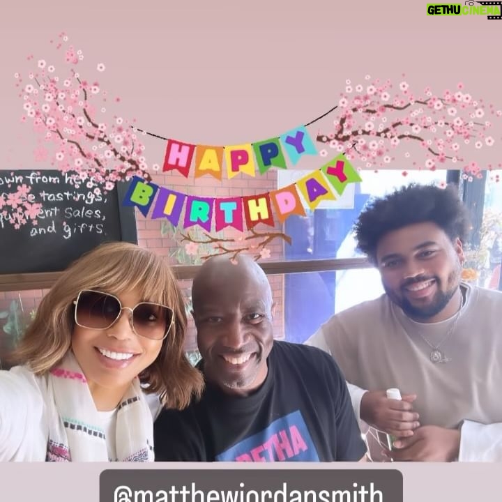 Holly Robinson Peete Instagram - Screaming #happybirthday to you @matthewjordansmith! So great to see you in Tokyo and soooo glad you got to catch the last of the Sakura Blooming in #Aomori!! SWIPE What a glorious day!! ππΎπΈπΈπΈπΈπ―π΅π―π΅π―π΅π―π΅π―π΅ donβt forget to check out Matthewβs new book #ArethaCool!!