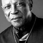 Holly Robinson Peete Instagram – I had the opportunity to do the Keynote speech this morning at the YMCA Good Friday breakfast. I took the beginning of my speech to tribute my friend of decades, Mr. Louis Gossett Jr.. I had just found out about his passing and I’m just devastated. 💔💔What a treasure of a man!! Without a doubt one of the nicest most gracious talented funny and kind people I’ve ever had the pleasure to know. I used to babysit for his son when I was a teenager. A world without Lou doesn’t make sense. 
Rest well!! I love you!! #louisgossettjr 🙏🏾🙏🏾🙏🏾🙏🏾🙏🏾
