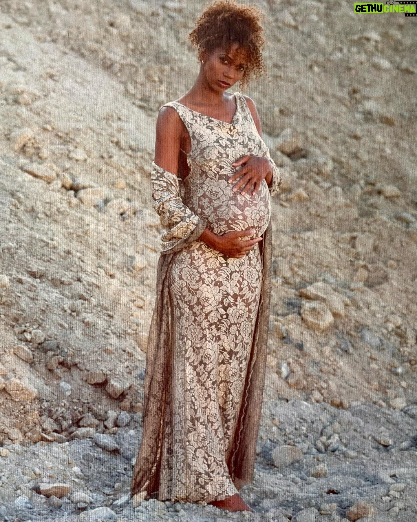 Holly Robinson Peete Instagram - #fbf I never felt like more of an empowered superhuman than when I was pregnant especially with my twins and then nursing them at the same time made me feel like I could do ANYTHING I wanted! I never felt so hormonally spiritually and physically aligned with who I was as a woman... not everybody could or did enjoy breastfeeding I get that! β¦but for me it was absolutely exhilarating and intoxicating. ( till those teeth came in π) HAPPY #internationalwomensday πͺπΏπͺπΎπͺπ½πͺπΌπ¦Ύπ Pic 1 Darryl Schiff Pic 2 @kymberly_marciano Pic 3 @rodneypeete9