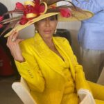 Holly Robinson Peete Instagram - #AndTheyreOff 🏇🏇🏇🏇🌹🌹🌹🌹 my first #KentuckyDerby is in the books! Thank you @smokeyrobinson @mygirl219 @mstinaknowles #barnstablebrowngala #kentuckyderby150