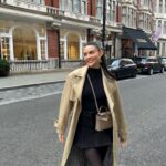 Holly Scarfone Instagram - I tell your girl to link me at the coffee shop
