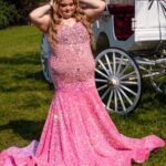 Honey Boo Boo Instagram - pronouns are SHE, sorry i couldn’t be her 💅🏼