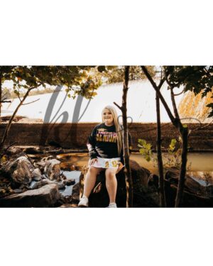 Honey Boo Boo Instagram - It's honestly so crazy to believe that I'm a senior this year. I've had so many disadvantages along the way but I've never let that stop me. I have so many people to thank for pushing me & making sure my head was on straight. There were plenty of times I felt like just giving you, I felt I couldn't do it anymore but something told me not to give up & I didn't. In a little over 6 months, I will walk across the stage to receive my diploma & I hope I made everyone proud of me, especially my nana that was looking down on me the whole way through & even if I didn't I will always be so proud of myself. 
Also everyone can say hey to your future neonatal nurse 🥰 
#classof2023 #seniorszn #imout 

Thank you @kellyleverettphotography for these beautiful pictures 💗!

💄- @slayedbymiraa._ 
👁 - @lashedby_dannii 
💇🏼‍♀️ - @tiasiaslays_ & @stizzygii
