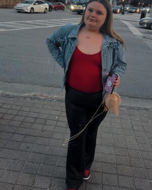 Honey Boo Boo Instagram - they say they don’t f**k with me, but i say they can’t f**k with me 😘!