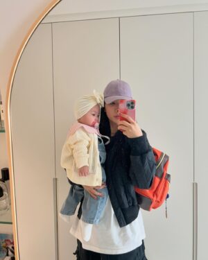 Honey J Instagram - 러브랑 엄마랑👭 등하원룩 모음집💗