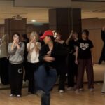 Honey J Instagram - @khidance_official 신입생이었던 아이들이 졸업생이 되어있었다 그동안 많이 늘어있는 너희를 보면서 나도 계속 더 열심 해야겠다 다짐하면서 집에 왔다 연습하러 가야지~~