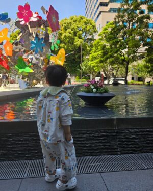 Hong Hyun-hee Instagram - 세상모든어린이들이행복하길❤️ 아 미세먼지없는게 선물이다.