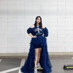 Hong Hyun-hee Instagram – @sooo0__0 정말 한땀한땀 세상에 한벌뿐인 드레스 
힐 보단 운동화 ~혀니스타일 ♡ 
김실장님 2024년에 더더더 대박납시다 언니가 잘할께😍
상워니 안본부장님도 감사🤩
2023년 모두들 감사했습니다.😍 마무리 잘하자 으짜
@aluu_minseon 
@aluu_hanhyunjae85 
예쁘게 꾸며 주셔서 감사해윱😁
