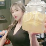 Hong Jin-young Instagram - 촬영끝나고오 오늘 하루의 끝은 사무실에서 마무링♡ 레몬에이드 마시면서 들어갈 예정입니다만ㅋㅋㅋ#수제청 #상콤 #아이져아💕