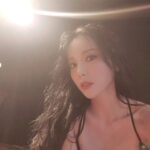 Hong Jin-young Instagram - 이사진은 언제 찍었던 사진일까요?🤭 #안물안궁일수있겠지만ㅋ #맞춰줘요💯 #킬링타임용퀴즈