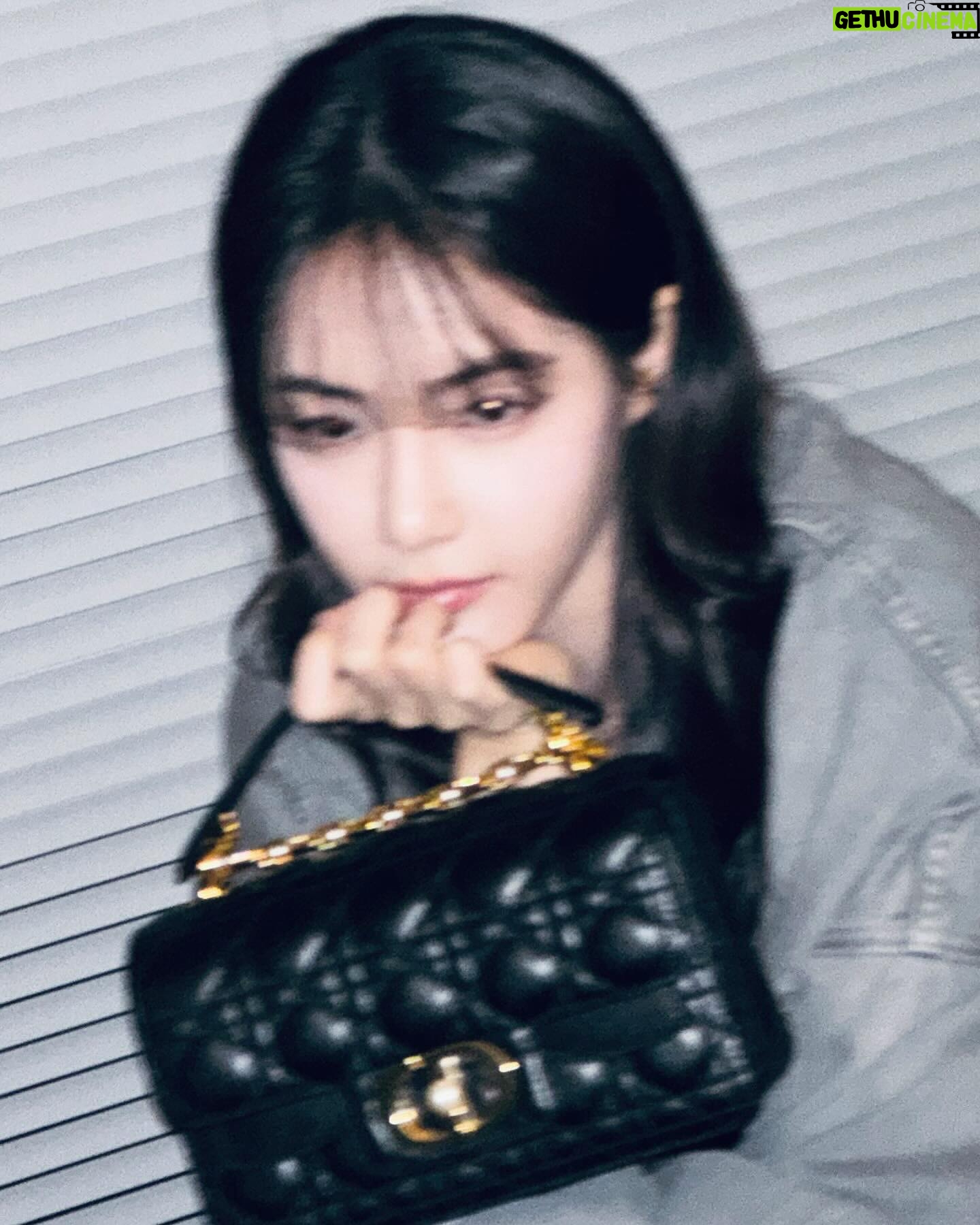 Hong Su-zu - 47.2K Likes - @Dior #ź“ź³ #Dior #DiorSS24
DIOR JOLIE BAG š¤