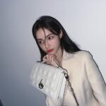 Hong Su-zu Instagram - DIOR SPRING-SUMMER2024 READY-TO-WEAR COLLECTION 😎 @Dior #DiorSS24 @MariaGraziaChiuri #BarJacket #광고