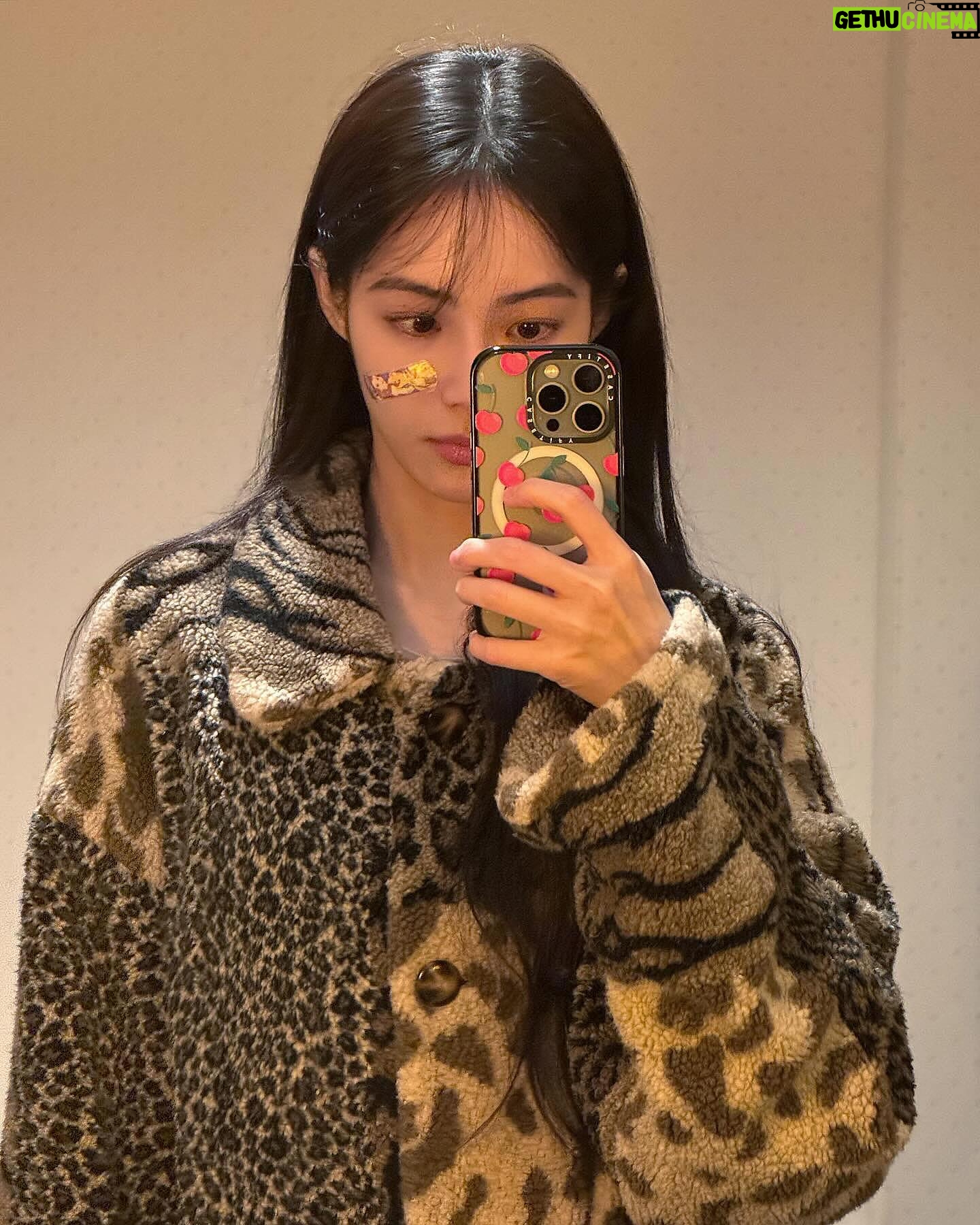 Hong Su-zu - 70K Likes - š¦