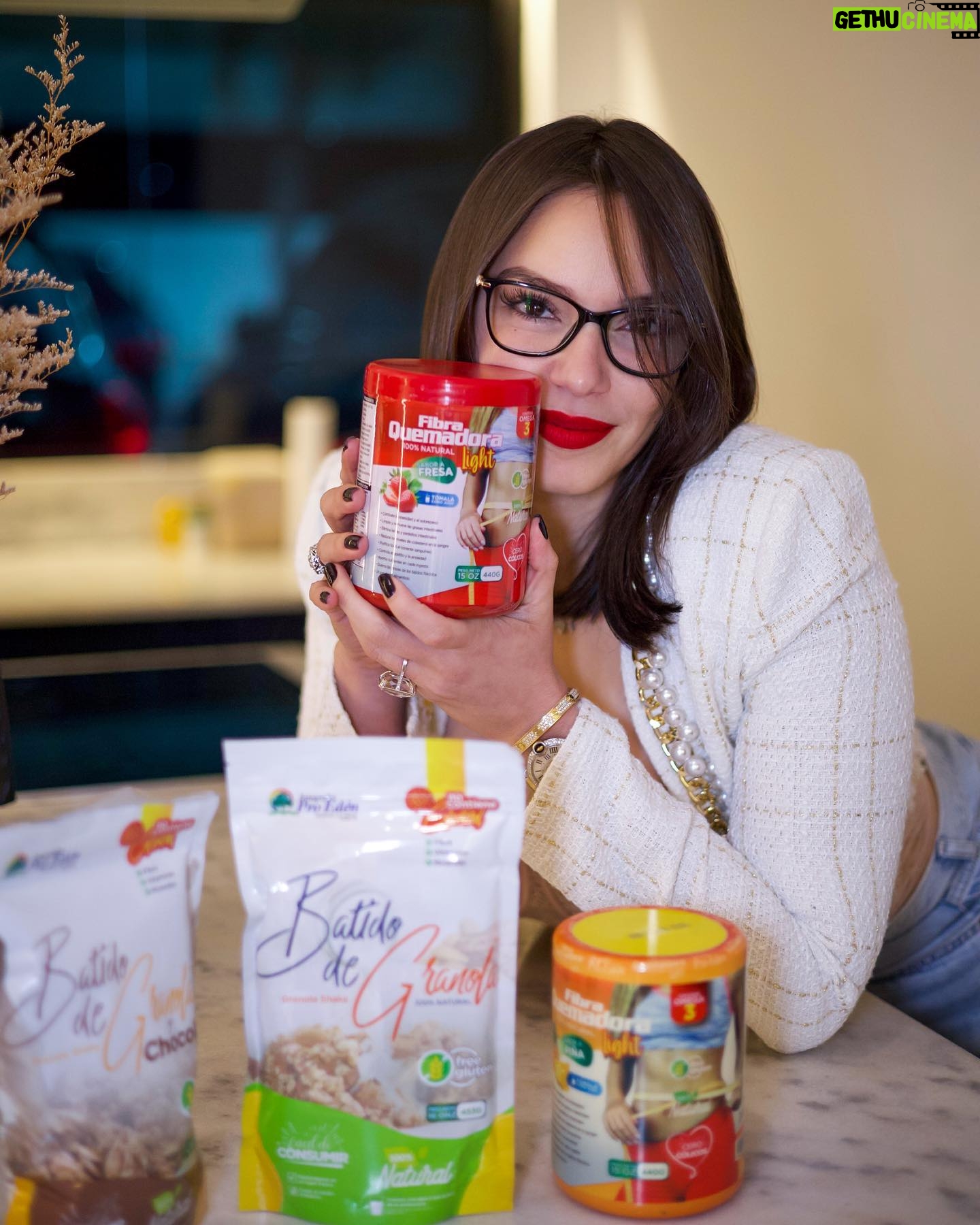 Hony Estrella Instagram - @integralesproeden 🫶🏻 recomiendo FQL de Integrales Pro Edén, sencillo... Es la más completa del mercado... sabe rico Controla la ansiedad No produce cólicos Gluten free Te ayuda a perder medidas Y massss... Compruébenlo ustedes mismos. FQL de Integrales Pro Edén.